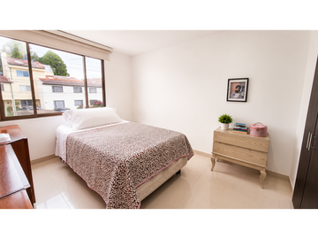 SE VENDE HERMOSA CASA CONJUNTO VILLA DEL PRADO, BOGOT