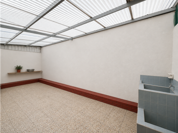 CASA EN VENTA EN MODELIA
