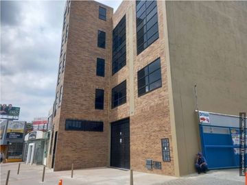 EDIFICIO COMERCIAL EN ARRIENDO EN NIZA