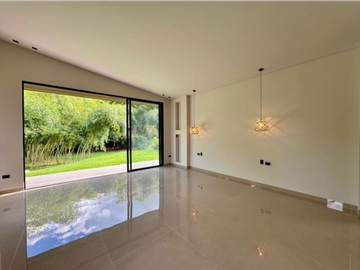 Casa campestre en condominio para la venta en Cerritos, Pereira!!!