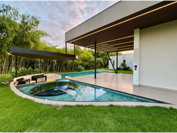 Casa campestre en condominio para la venta en Cerritos, Pereira!!!