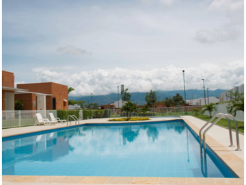 Venta Casa Condominio en El Castillo, Jamundí 3932.