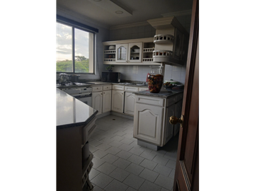 Venta Apartamento en Ciudad Jardín Sur de Cali 3864.