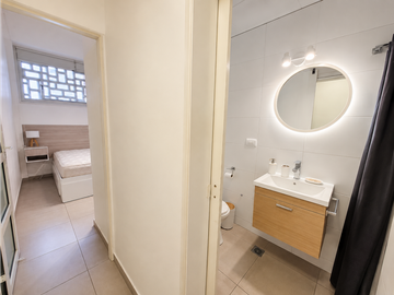 VENTA DEPARTAMENTO 2 AMBIENTES AMOBLADO ZONA GUEMES /ALDREY