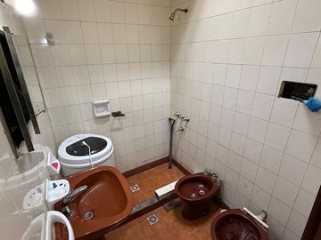 Casa en venta 2 dormis-cochera-patio B°Sgto Cabral