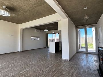 Casa 3 Habitaciones 2 Baños B Privado Rivadavia