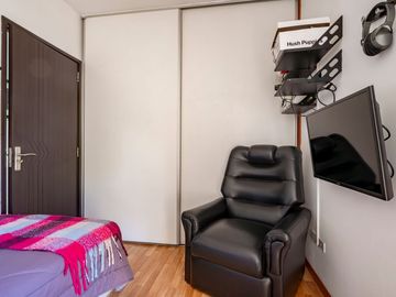 EN VENTA DUPLEX CON TERRAZA - MONTE CASTRO