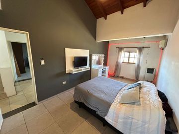 Alquiler Casa 4 dormitorios y pileta San Salvador