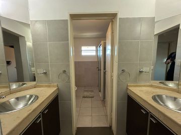 Alquiler Casa 4 dormitorios y pileta San Salvador