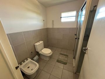 Alquiler Casa 4 dormitorios y pileta San Salvador