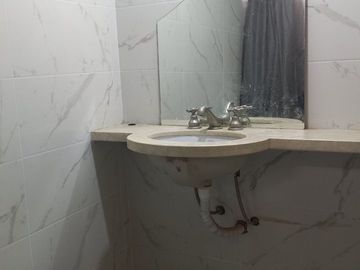 VENTA CASA 2 DORMITORIOS APTA CREDITO AZCUENAGA