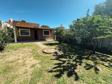 VENTA CASA MINA CLAVERO 2 DORM CERCA DE RUTA Y RIO