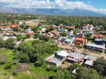 VENTA CASA MINA CLAVERO 2 DORM CERCA DE RUTA Y RIO