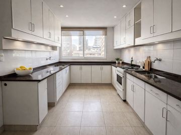 Venta exclusivo 5 amb c/dependencia en Belgrano