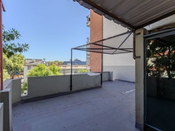 PH tipo casa 4 amb con terraza en Va. del Parque