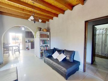 CASA 3 AMBIENTES COCHERA PILETA TEMPERLEY