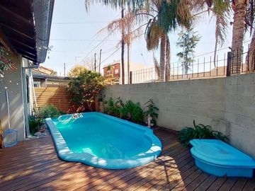 CASA 3 AMBIENTES COCHERA PILETA TEMPERLEY