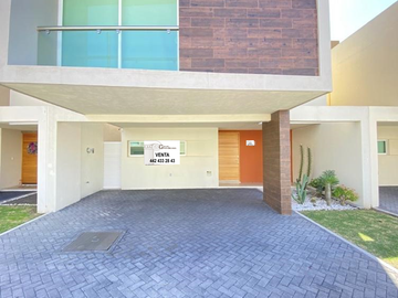 VENTA CASA QUERETARO LA VISTA