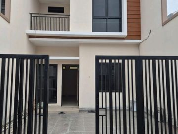 JUAL CEPAT RUMAH BARU GRESS DARMO HARAPAN DKT SATELIT