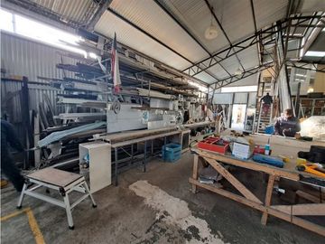 Bodega, taller o industria pequeña en venta en San Ramón