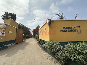 Terreno En Esquina Con Dos Frentes En Condominio Exclusivo Cerrado