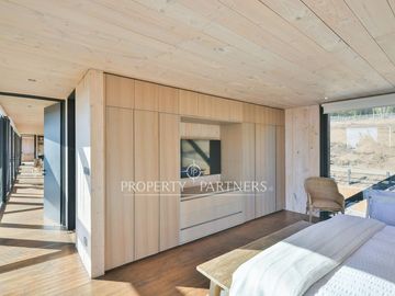 Exclusiva casa remodelada en venta | Condominio Campo Viejo