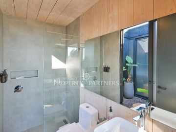 Exclusiva casa remodelada en venta | Condominio Campo Viejo
