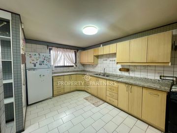 Venta Gran Casa en Jardines del Sur