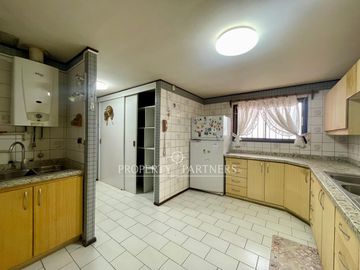 Venta Gran Casa en Jardines del Sur