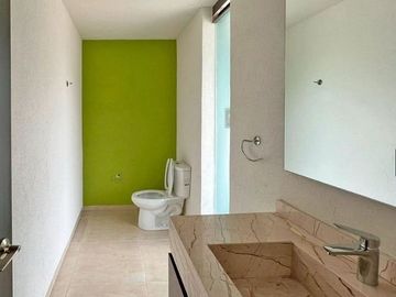 Casa en Tres Marías: 3 Recámaras, Cuarto de Juegos