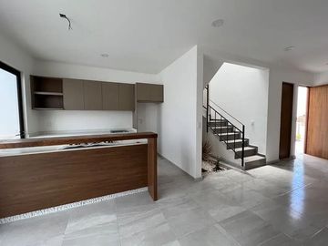 Casa en Bosques Tres Marías: 3 Recámaras, 130 m²