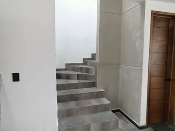 Casa en Bosques Tres Marías: 3 Recámaras, Asador