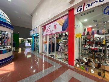 Local Comercial en Altozano: Uso Comercial