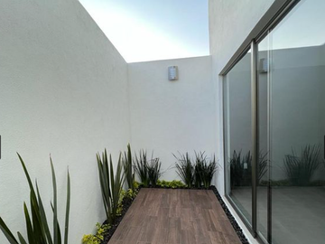 Casa Nueva en Cañadas del Bosque: 2 Recámaras, 175 m²
