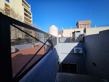 PH de 3 ambientes con garage en venta en San Andres