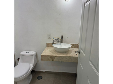 Casa renta Vista del Sol Ciudad del Sol Qro 9,500 LizGut EMC