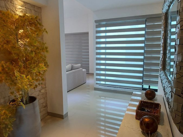 CASA Amueblada UNA PLANTA ,3 Rec y paneles solares