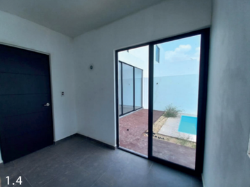CASA EN VENTA  CON AMENIDADES EN CONKAL, AL NORTE DE MERIDA