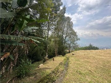 Hermoso lote en Palmas, Vista espectacular a todo Medellín 