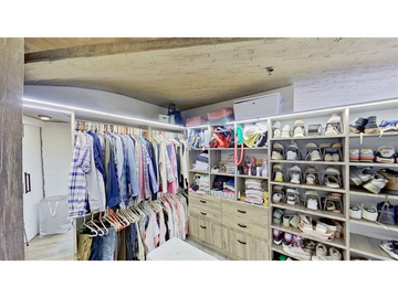 VENDO APARTAMENTO EN EL POBLADO, LOMA DEL ENCIERRO,87MTS