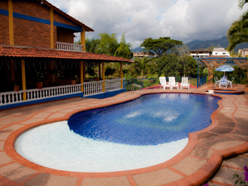 CHALET EN VENTA COMBIA - PEREIRA