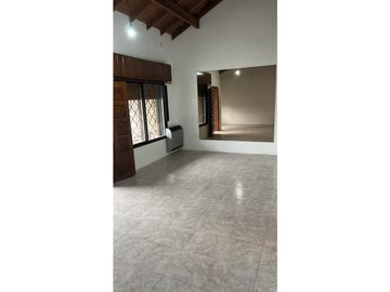 CHALET  3 AMBIENTES -ALQUILER