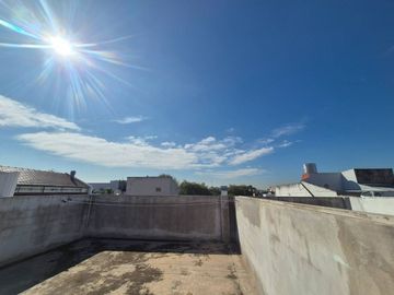 Venta PH 2 Ambientes en Villa Luro terraza propia