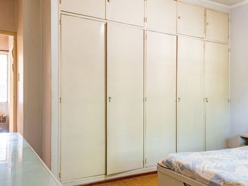 CASA 3 DORMI CON PATIO Y QUINCHO EN VENTA ABASTO
