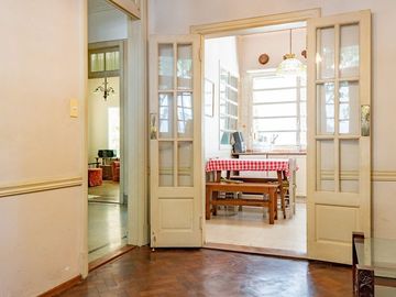 CASA 3 DORMI CON PATIO Y QUINCHO EN VENTA ABASTO