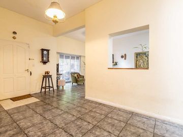 VENTA CASA LOTE PROPIO BARRIO RIVER OPORTUNIDAD !