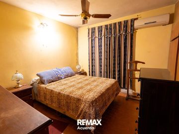 VENTA GRAN CASA CENTRO DE SAN NICOLAS APTA CREDITO