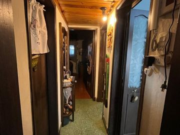 VENTA CASA 4 AMBIENTES EN CASTELAR PATIO GARAGE