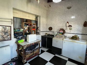 VENTA CASA 4 AMBIENTES EN CASTELAR PATIO GARAGE