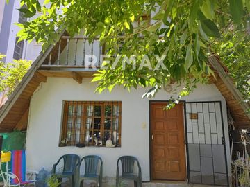 VENTA CASA CON QUINCHO CIPOLLETTI
